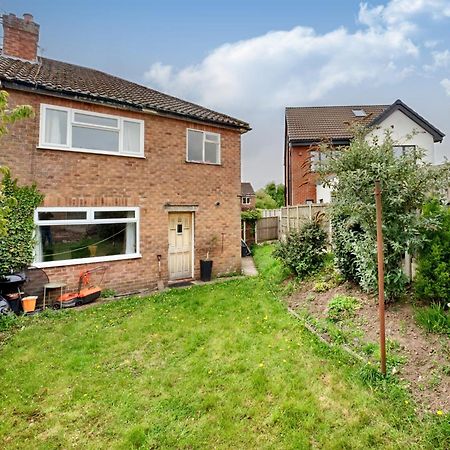 The Hawthorns Villa Честър Екстериор снимка